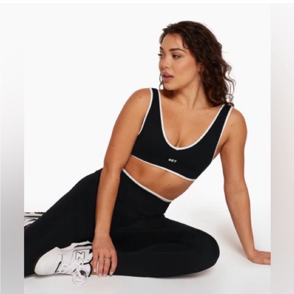 SPORTBODY® DIP BRA - CONTRAST